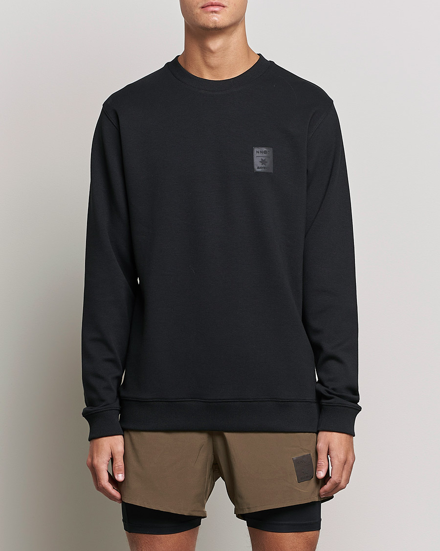 Mies | T-paidat | NN07 | Barrow Long Sleeve Crew Black