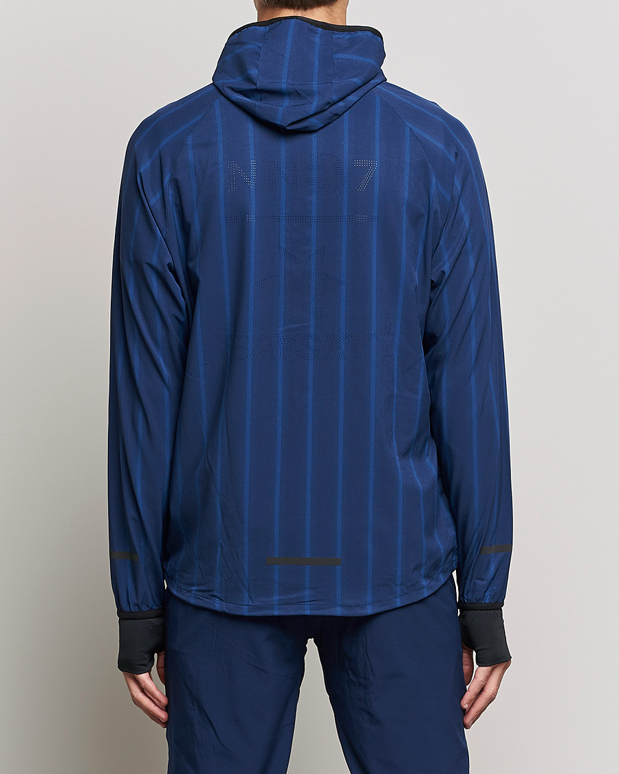 Mies | Puserot | NN07 | Pace Hooded Running Jacket Navy Stripe