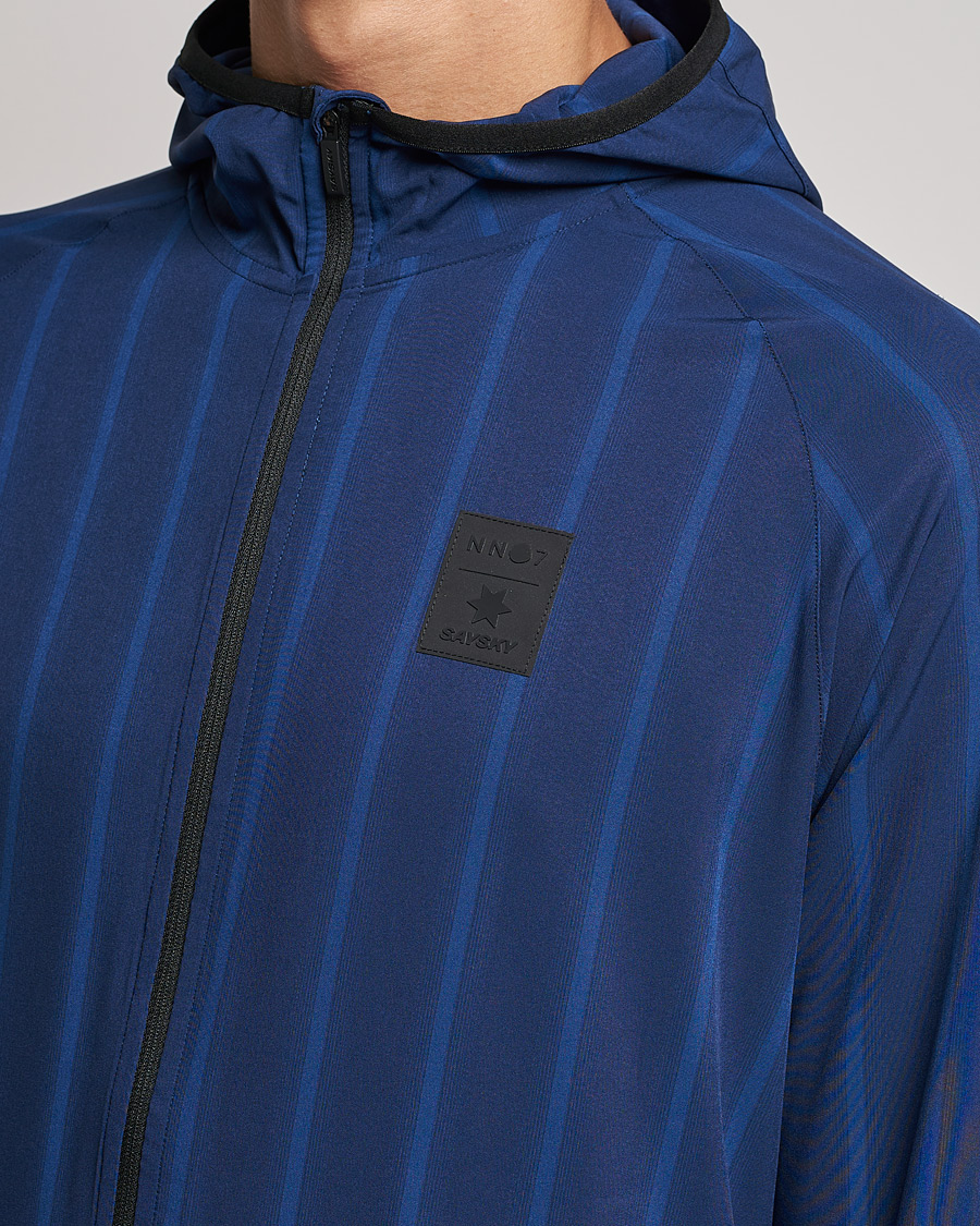 Mies | Puserot | NN07 | Pace Hooded Running Jacket Navy Stripe
