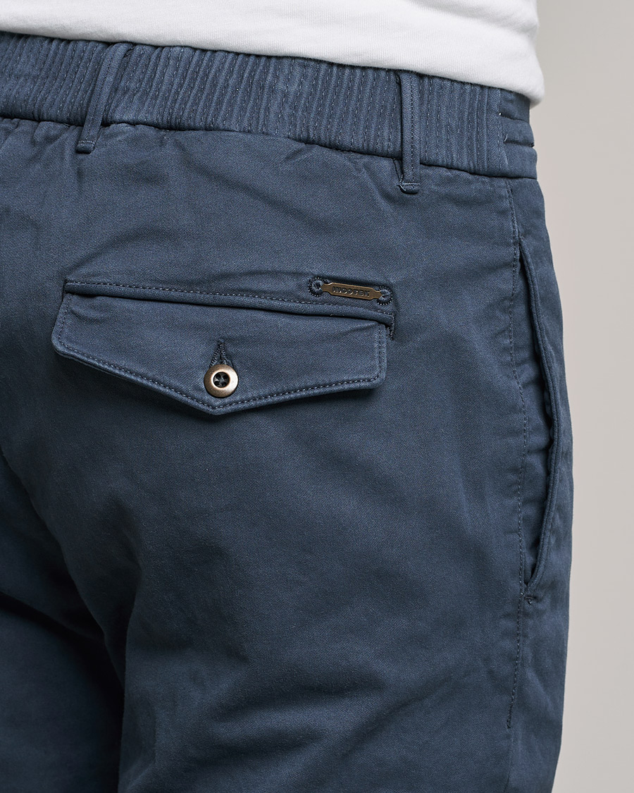 Mies | Housut | Incotex | Slim Fit Satin Drawstring Joggers Navy