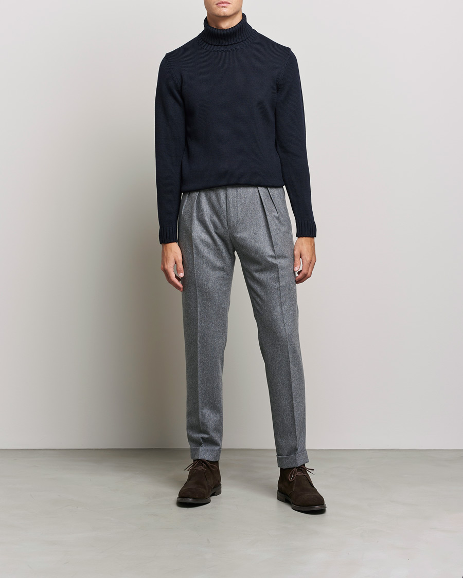 Mies | Puserot | Zanone | Virgin Merino Wool Rollneck Navy