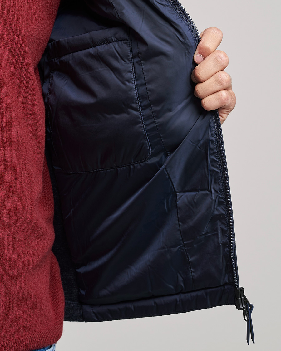 Mies | Takit | GANT | Mixed Media Light Padded Gilet Evening Blue