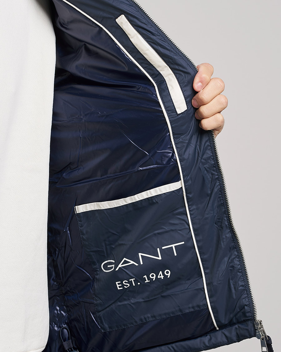 Mies | Takit | GANT | The Active Cloud Jacket Evening Blue