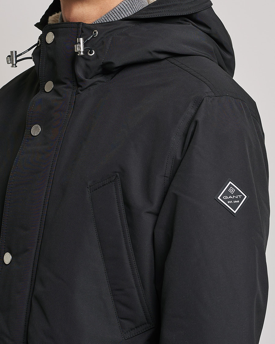 Mies | Takit | GANT | The Everyday Parka Black