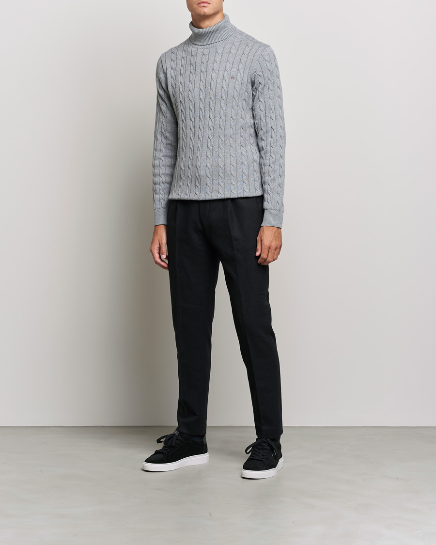 Mies | Puserot | GANT | Cotton Cable Turtleneck Grey Melange
