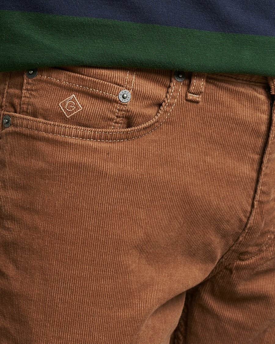 Mies | Housut | GANT | Hayes Cord Jeans Roasted Walnut