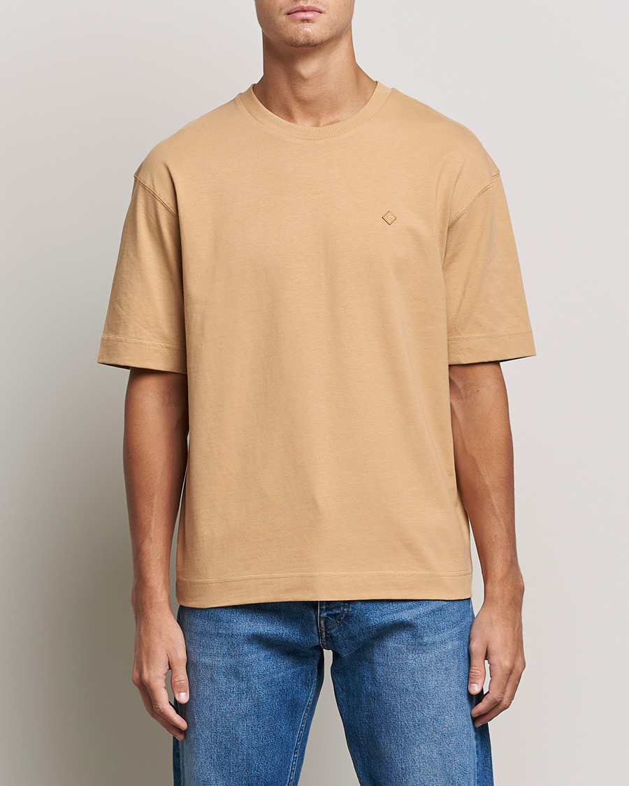 Mies | T-paidat | GANT | Icon Crew Neck T-shirt Toffee Beige