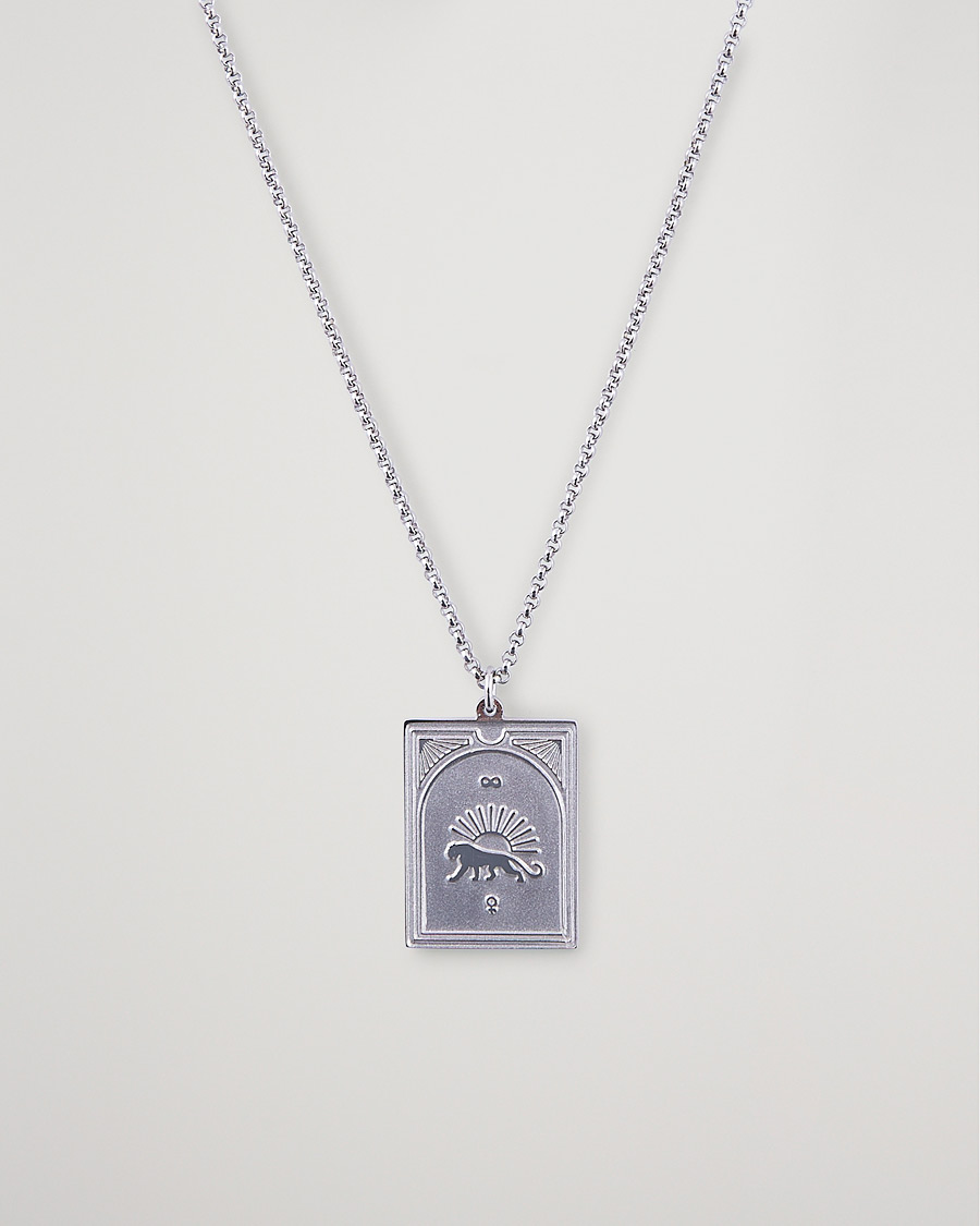 Mies | Korut | Tom Wood | Tarot Strength Pendant Necklace Silver