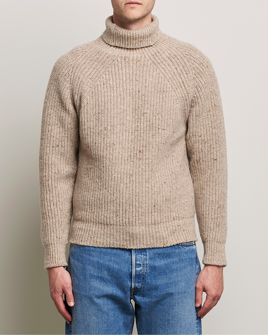 Mies | Puserot | Inis Meáin | Wool/Cashmere Boatbuilder Turtleneck Beige