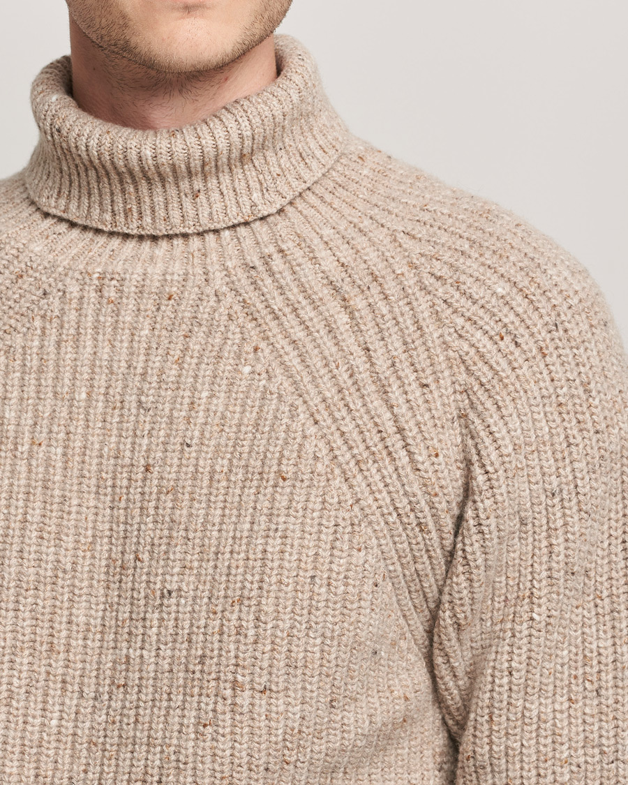 Mies | Puserot | Inis Meáin | Wool/Cashmere Boatbuilder Turtleneck Beige