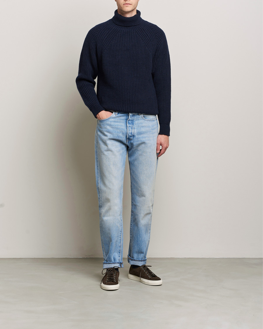 Mies | Puserot | Inis Meáin | Wool/Cashmere Boatbuilder Turtleneck Navy