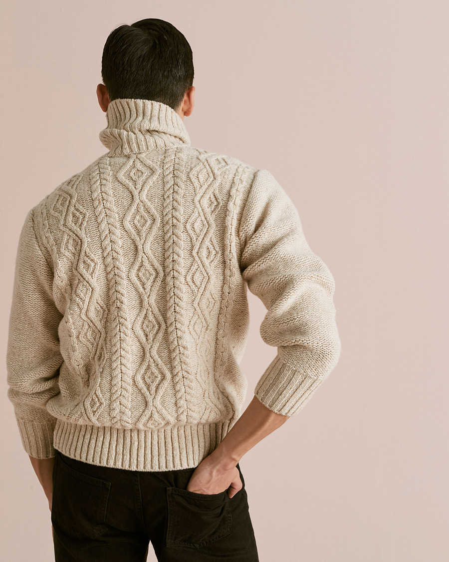 Mies | Puserot | Inis Meáin | Wool/Cashmere Aran Turtleneck Beige
