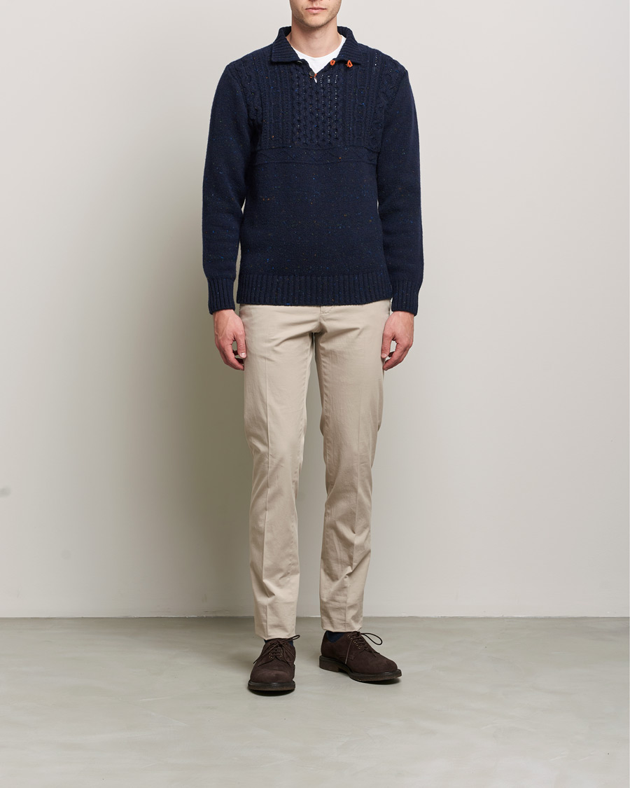 Mies | Puserot | Inis Meáin | Wool/Cashmere Máirtín Beag Galánta Button Neck Navy