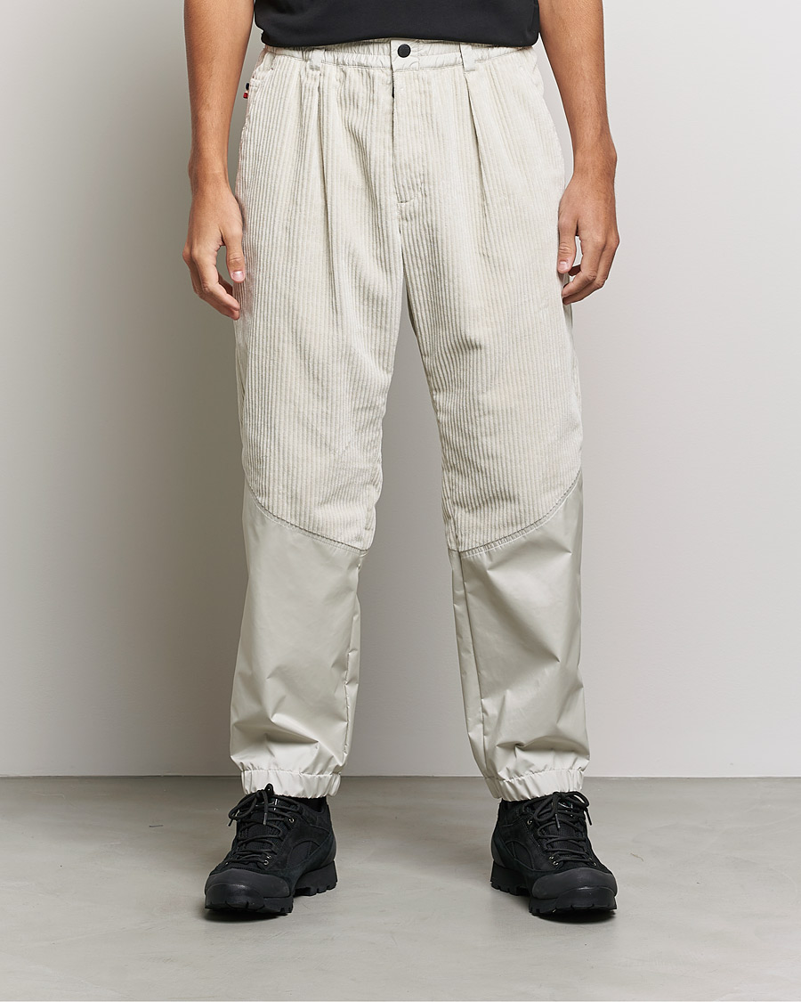 Mies | Housut | Moncler Grenoble | Stretch Corduroy Pants Off White
