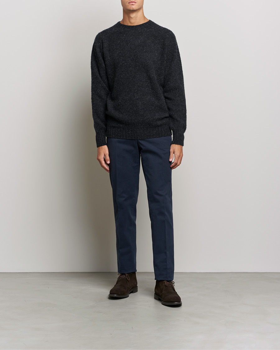 Mies | Puserot | Howlin' | Brushed Wool Sweater Charcoal