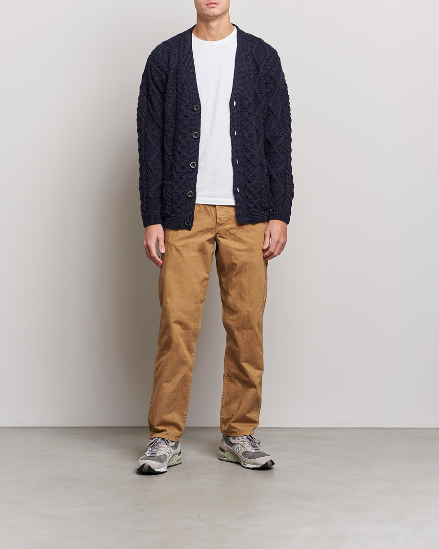 Mies | Neuletakit | Howlin' | Cable Knitted Wool Cardigan Navy