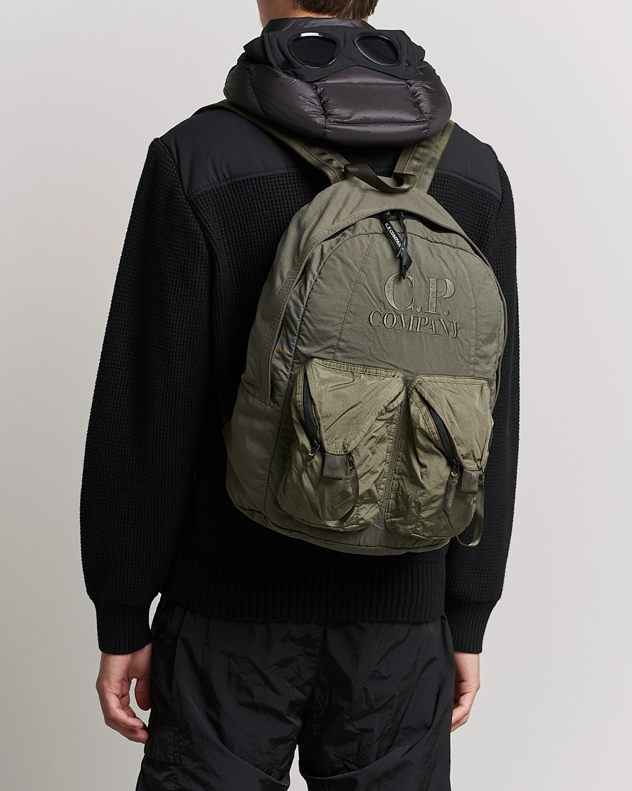 Mies | C.P. Company Taylon P Mixed Backpack Olive | C.P. Company | Taylon P Mixed Backpack Olive