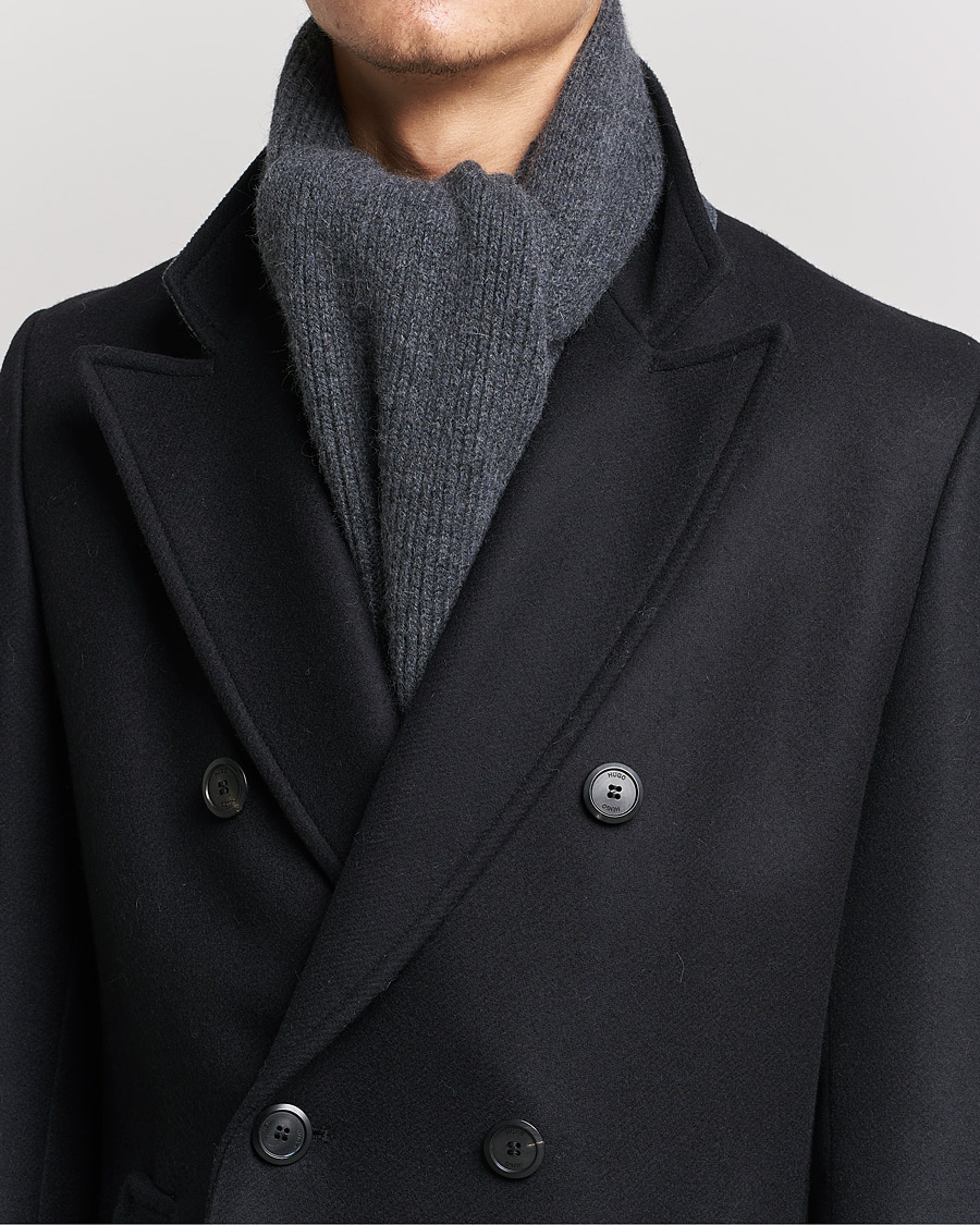 Mies | Kaulaliinat | Le Bonnet | Lambswool/Caregora Scarf Graphite