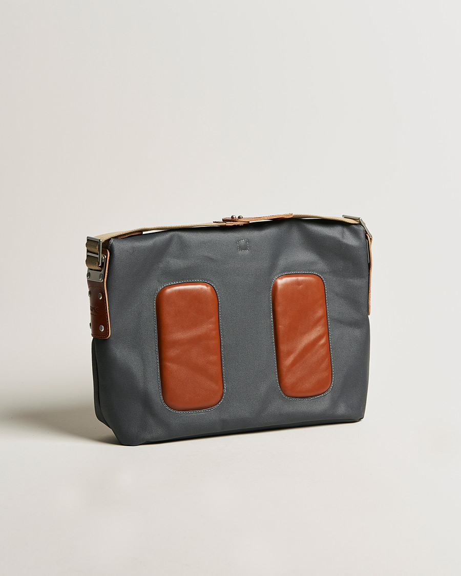 Mies | Brooks England Barbican Cotton Canvas 13L Shoulder Bag Grey | Brooks England | Barbican Cotton Canvas 13L Shoulder Bag Grey