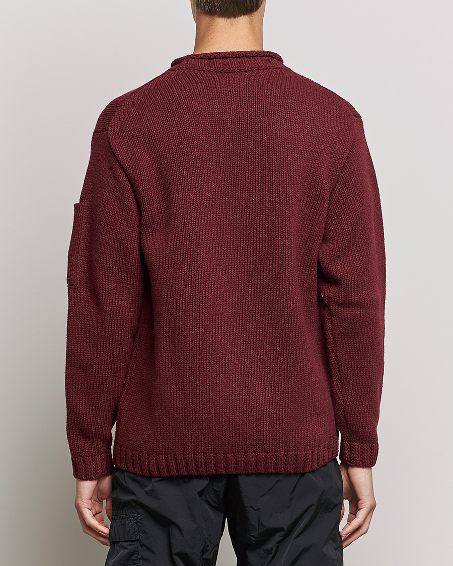 Mies | Puserot | C.P. Company | Lambswool Lens Roundneck Bordeaux