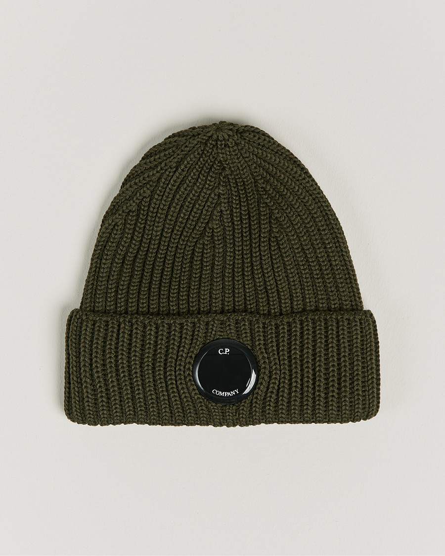 Mies | C.P. Company Knitted Merino Lens Beanie Dark Green | C.P. Company | Knitted Merino Lens Beanie Dark Green
