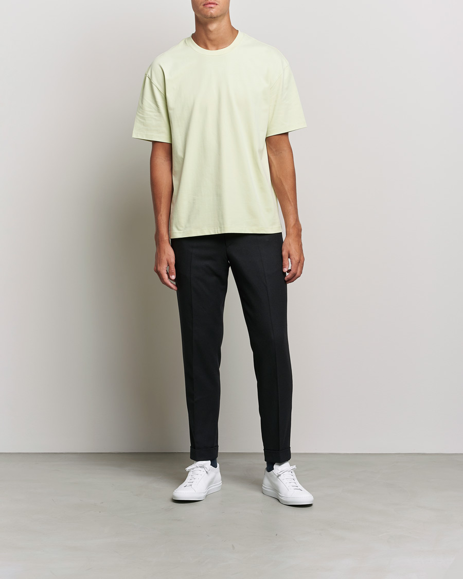 Mies | Business & Beyond | Filippa K | Brushed Cotton Tee Pale Green