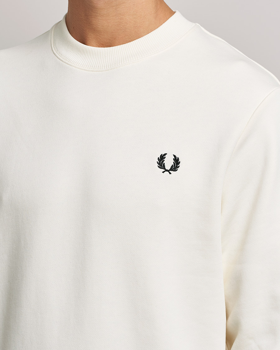 Mies | Puserot | Fred Perry | Crew Neck Sweatshirt Ecru