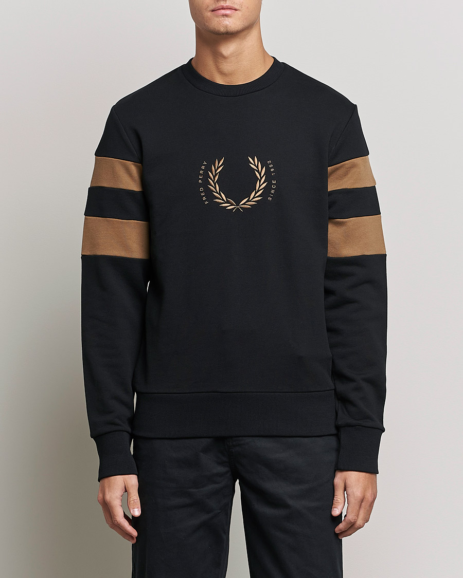 Mies | Puserot | Fred Perry | Branded Tipped Sleeve Sweatshirt Black