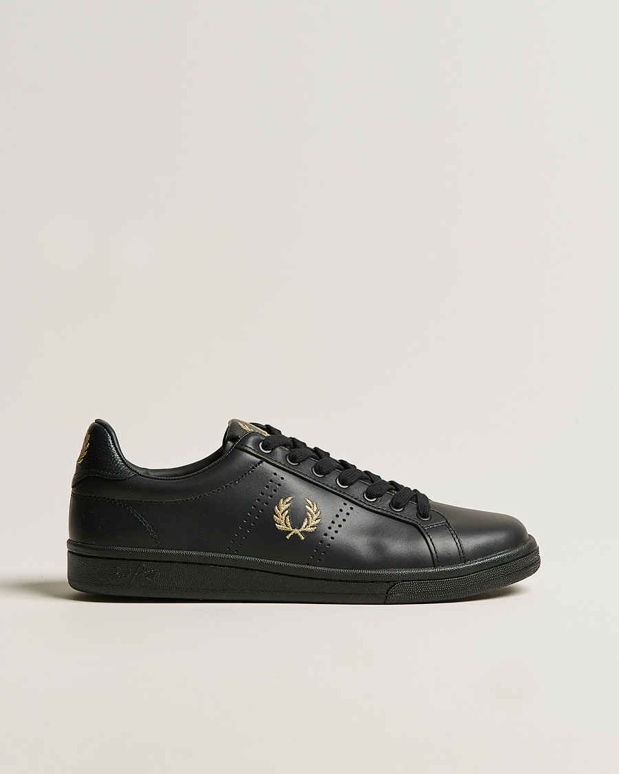 Miehet |  | Fred Perry | B721 Leather Tab Sneaker Black Gold