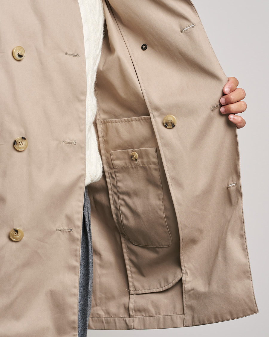 Mies | Takit | Mackintosh | St John Trench Beige