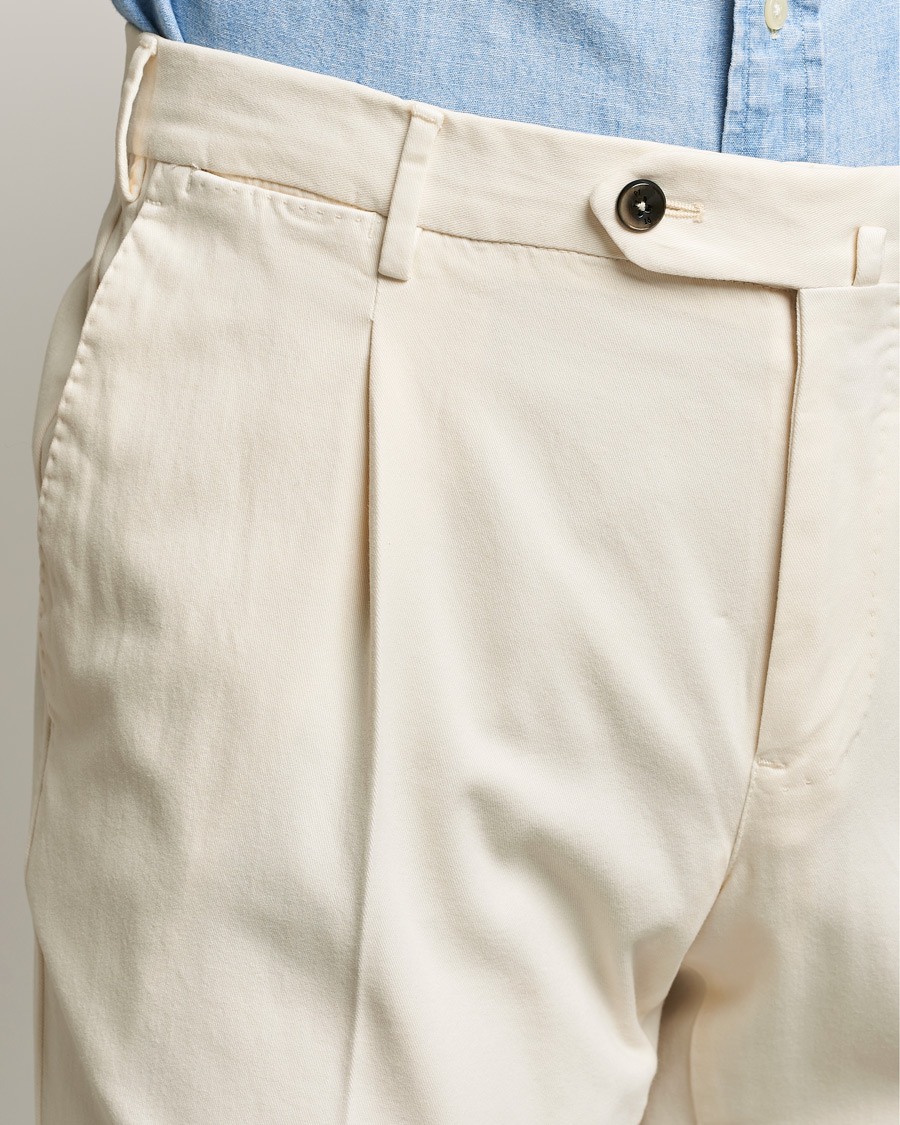 Mies |  | PT01 | Slim Fit Pleated Cotton Stretch Chinos Off White