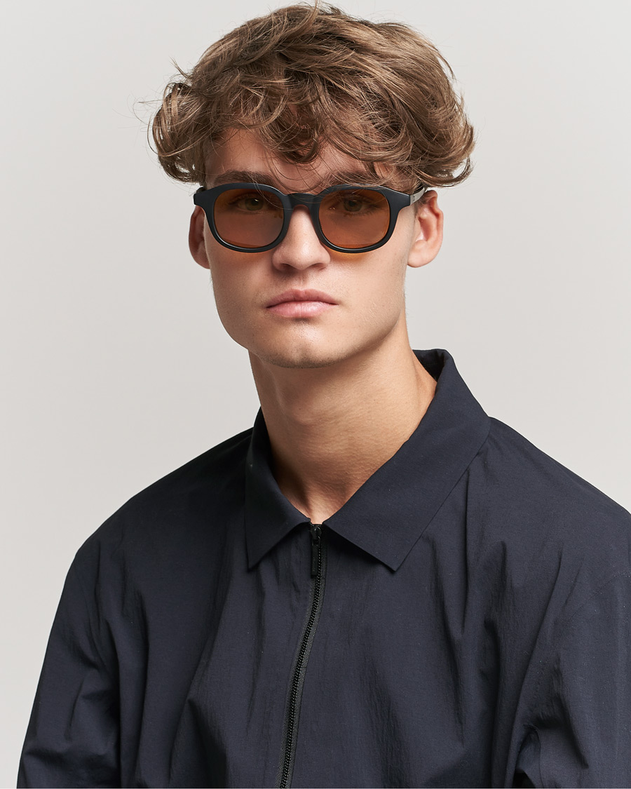 Mies | Pyöreät aurinkolasit | CHIMI | 01 Active Sunglasses Black