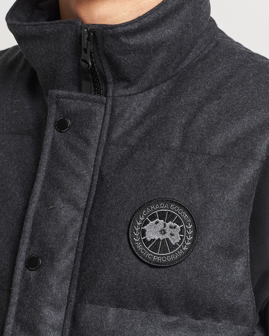 Mies | Takit | Canada Goose Black Label | Canada Goose Garson Wool Vest Carbon Melange