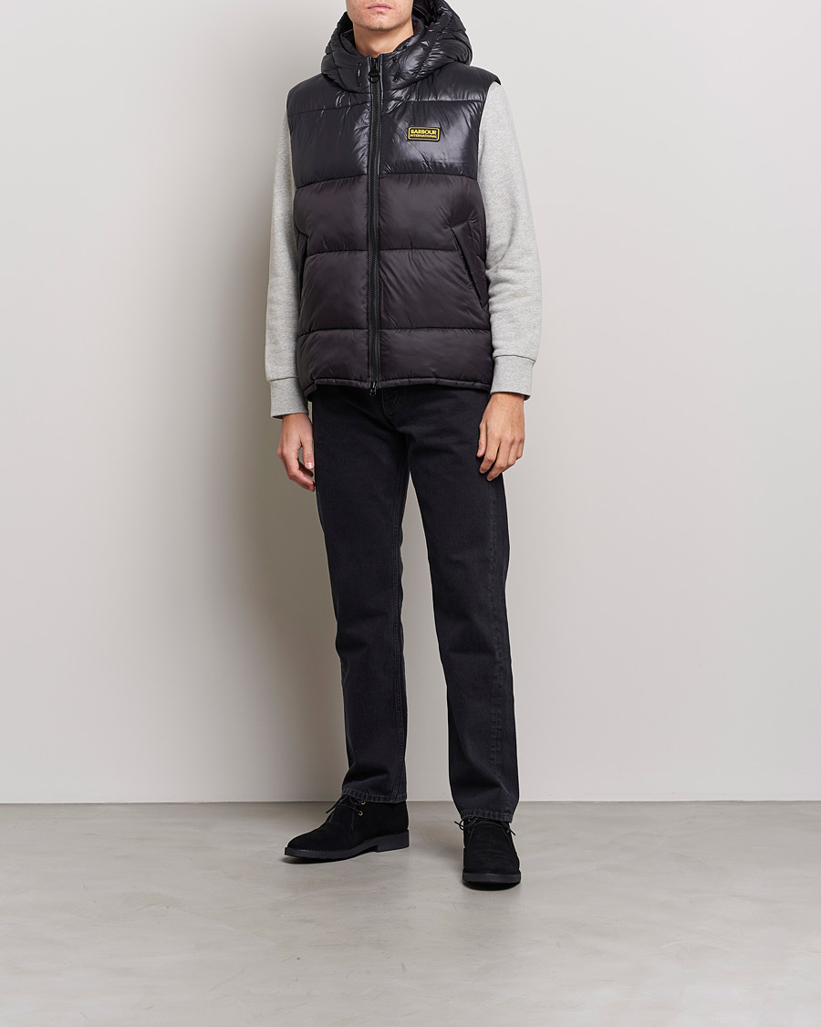 Mies | Ulkoliivit | Barbour International | Balfour Hooded Gilet Black
