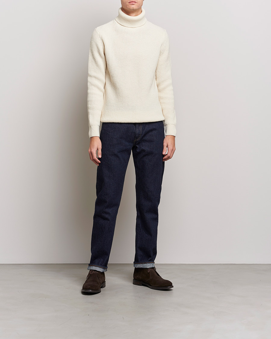 Mies | Puserot | Barbour International | Knitted Rollneck Whisper White