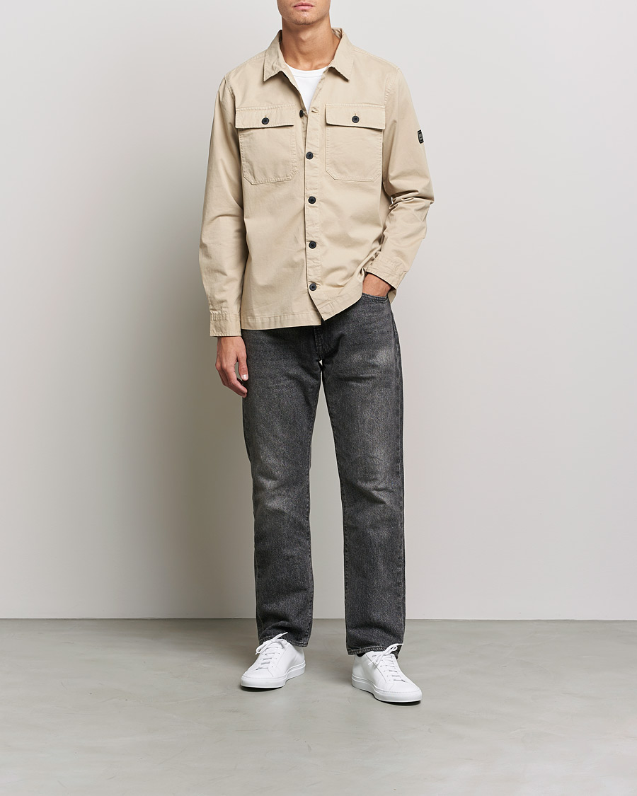 Mies | Kauluspaidat | Barbour International | Adey Pocket Overshirt Oyster