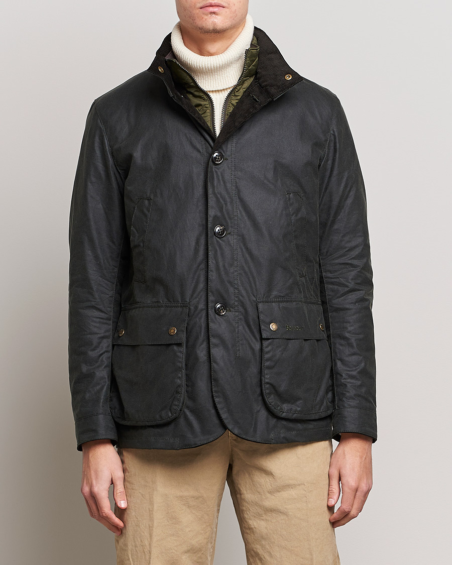 Barbour Lifestyle Century Waxed Jacket Sage osoitteesta CareOfCarl.fi