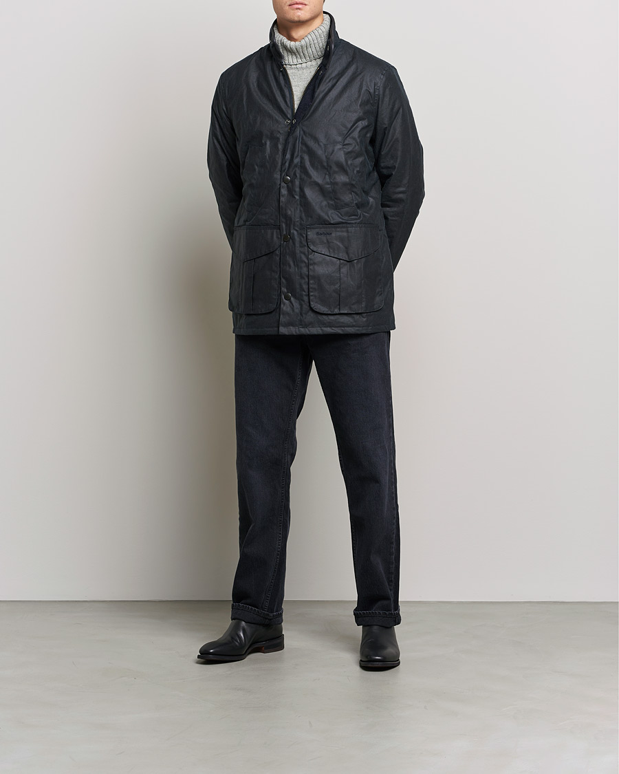 Mies | Takit | Barbour Lifestyle | Hereford Wax Jacket Navy