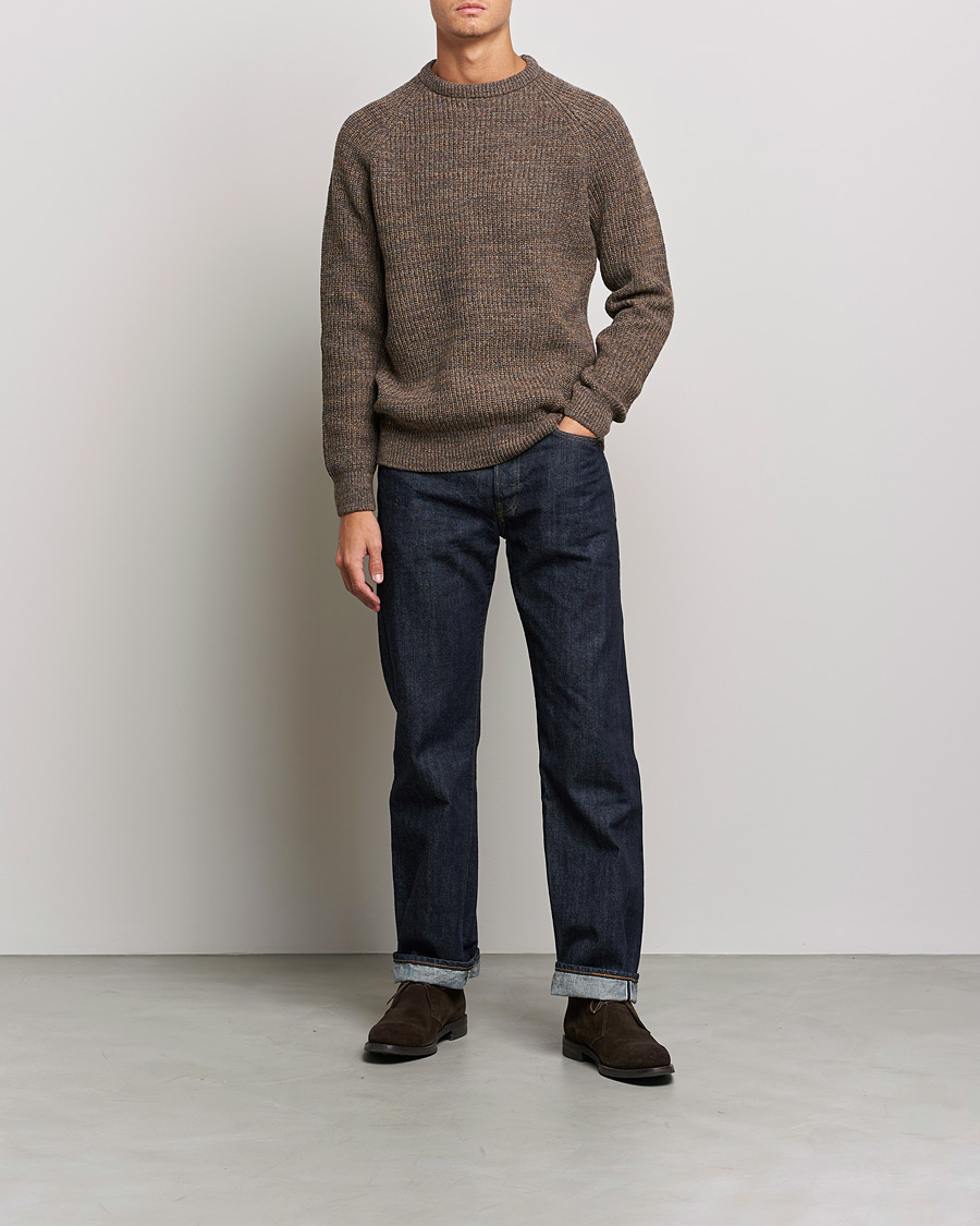 Mies | Puserot | Barbour Lifestyle | Horseford Knitted Crewneck Sandstone