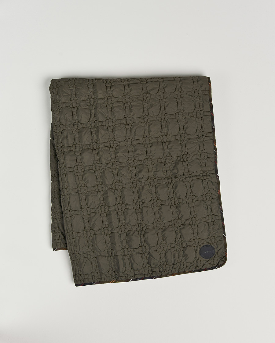 Mies | Barbour Lifestyle Dogbone Quilted Blanket Olive | Barbour Lifestyle | Dogbone Quilted Blanket Olive