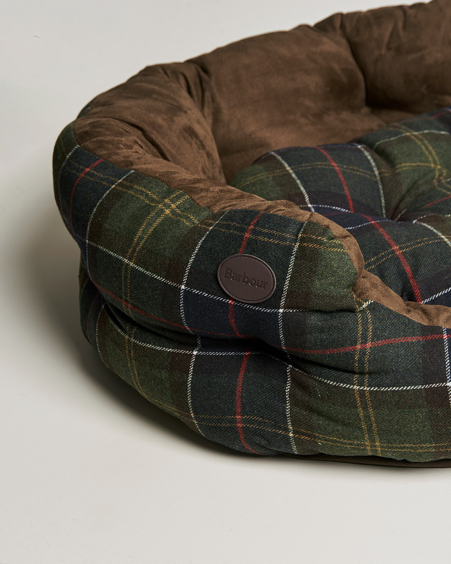 Mies |  | Barbour Lifestyle | Luxury Dog Bed 35' Classic Tartan