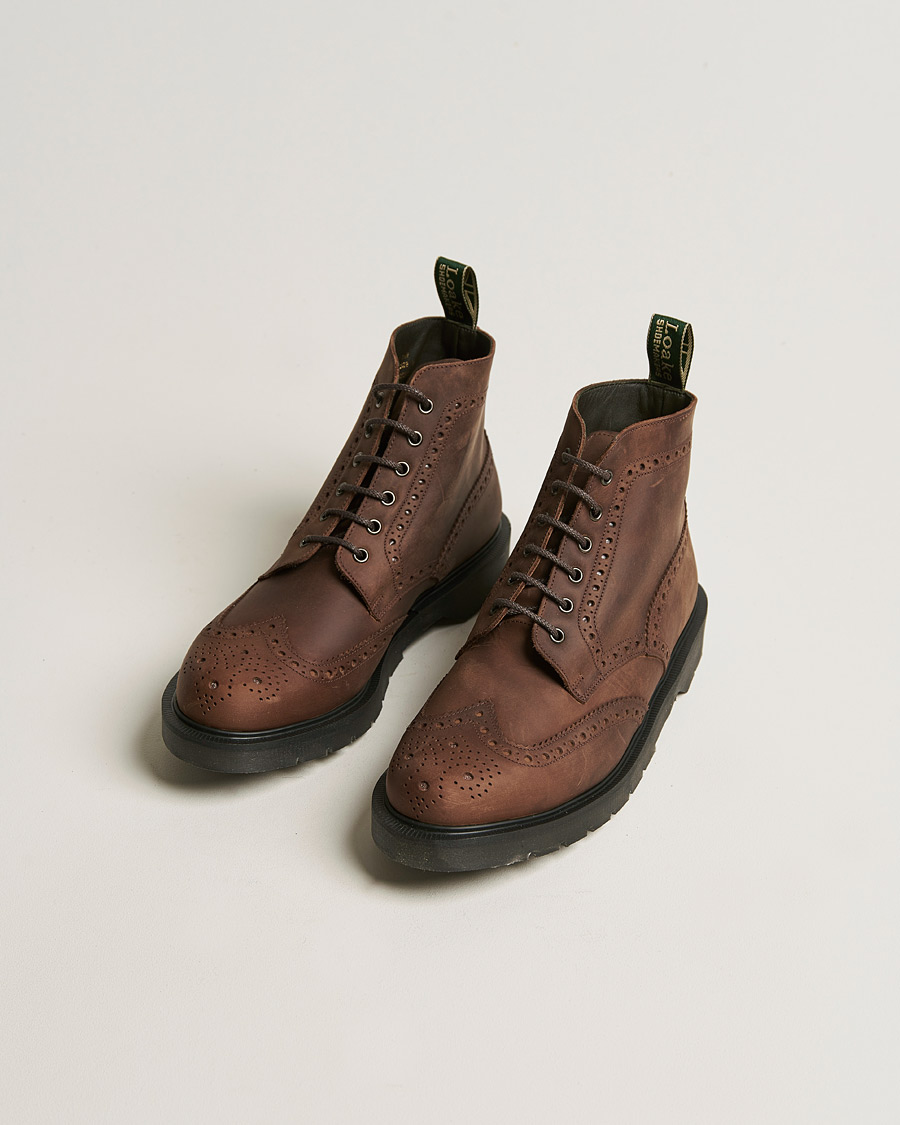 Mies | Business & Beyond | Design Loake | Gage Heat Sealed Brogue Boot Brown