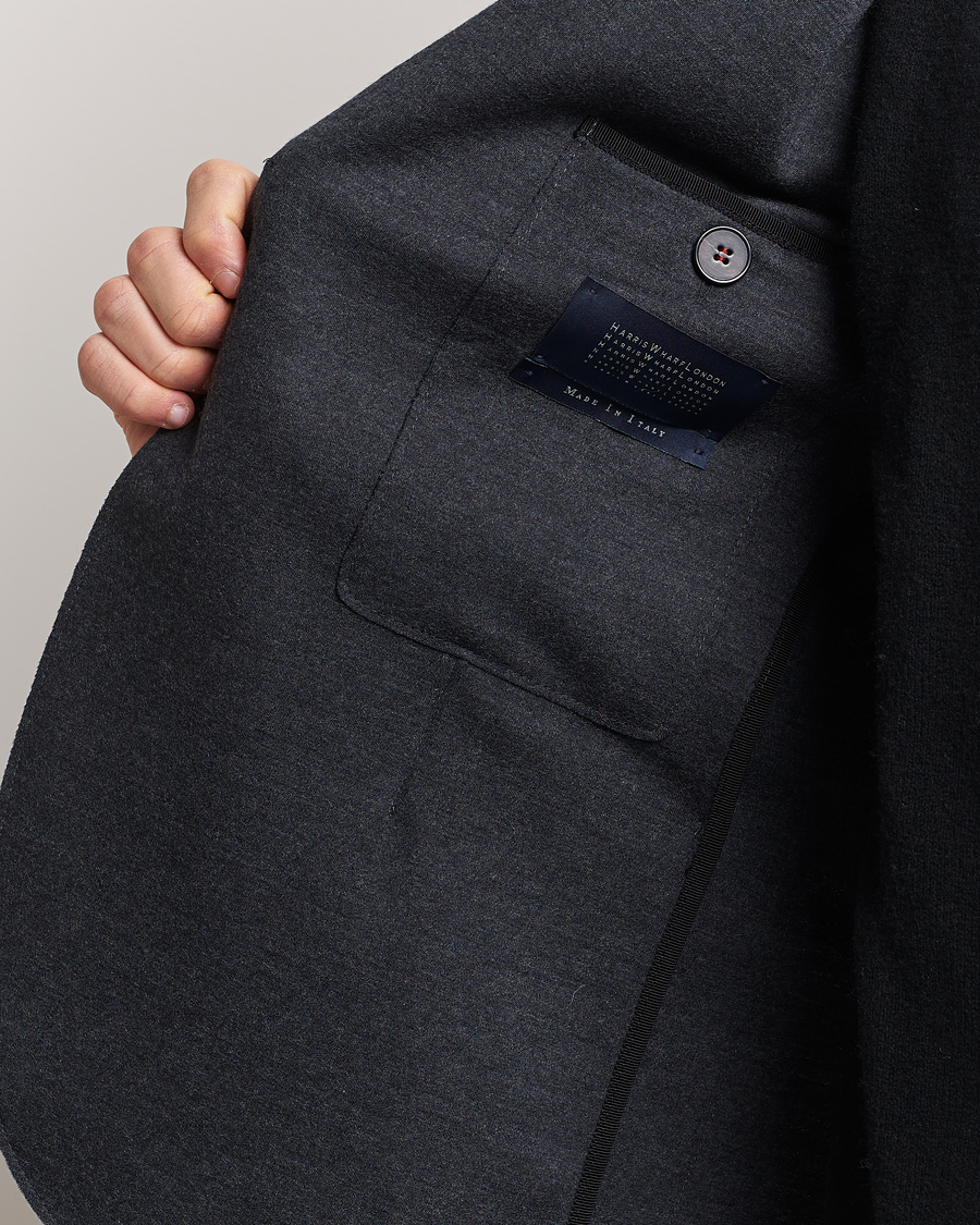Mies | Pikkutakit | Harris Wharf London | Two Button Vented Superfine Merino Blazer Anthracite