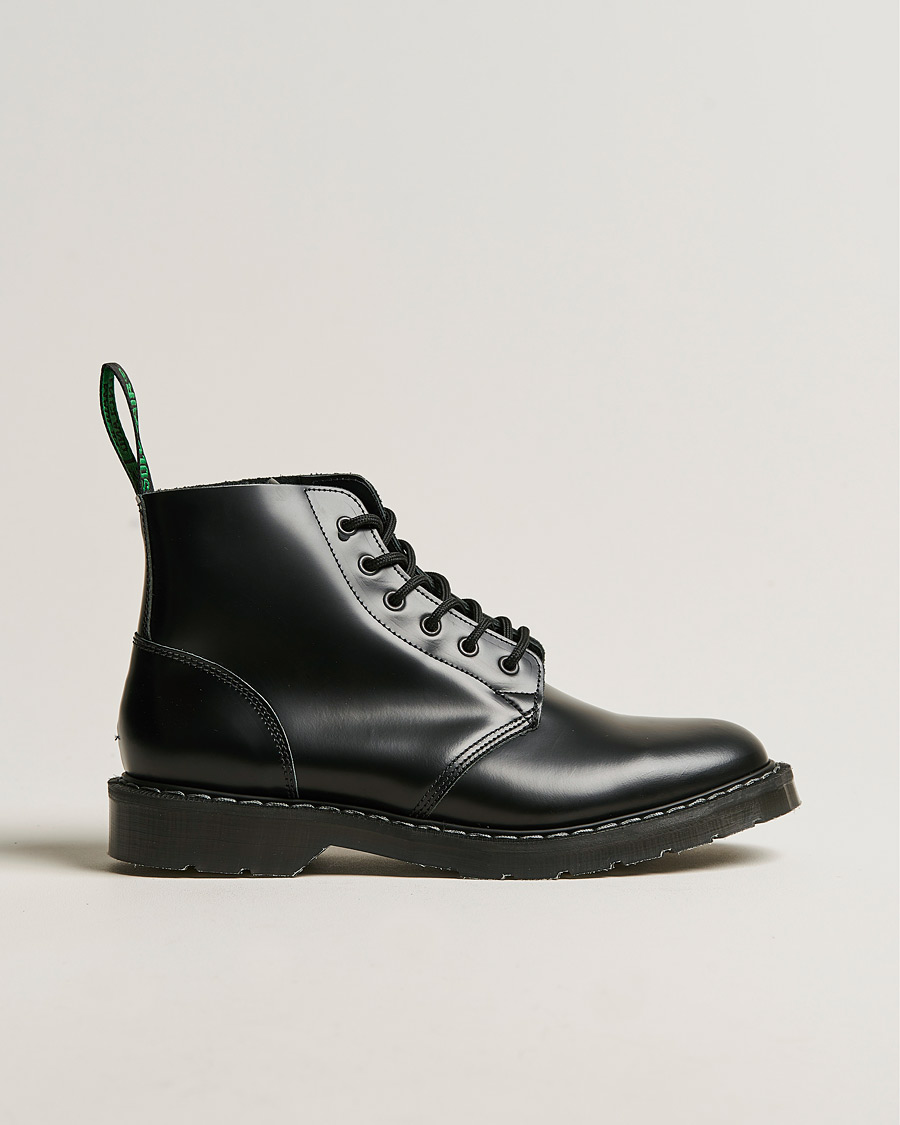 Mies | Nilkkurit | Solovair | 6 Eye Astronaut Boot Black Shine