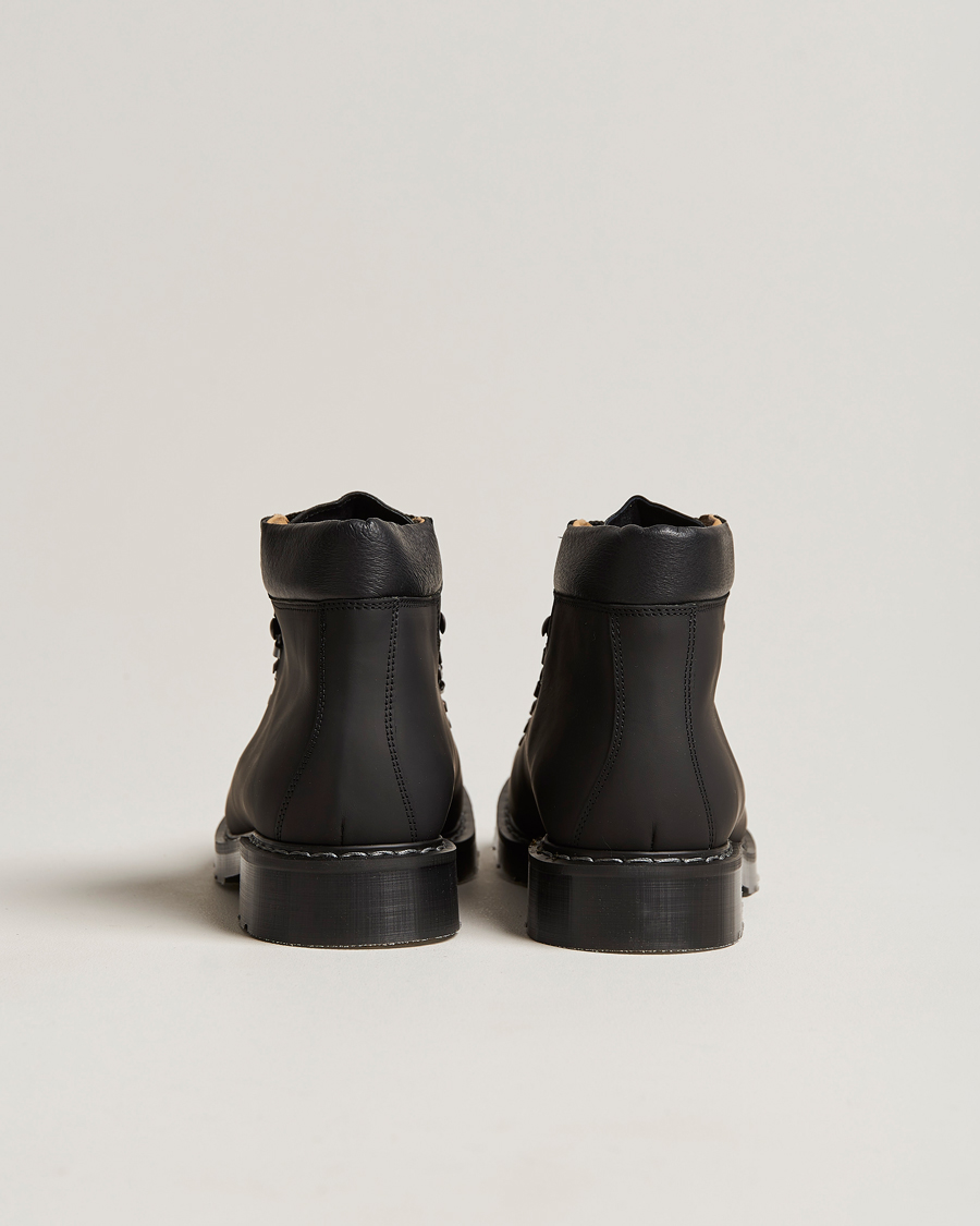 Mies | Nilkkurit | Solovair | Urban Hiker Boot Black Waxy