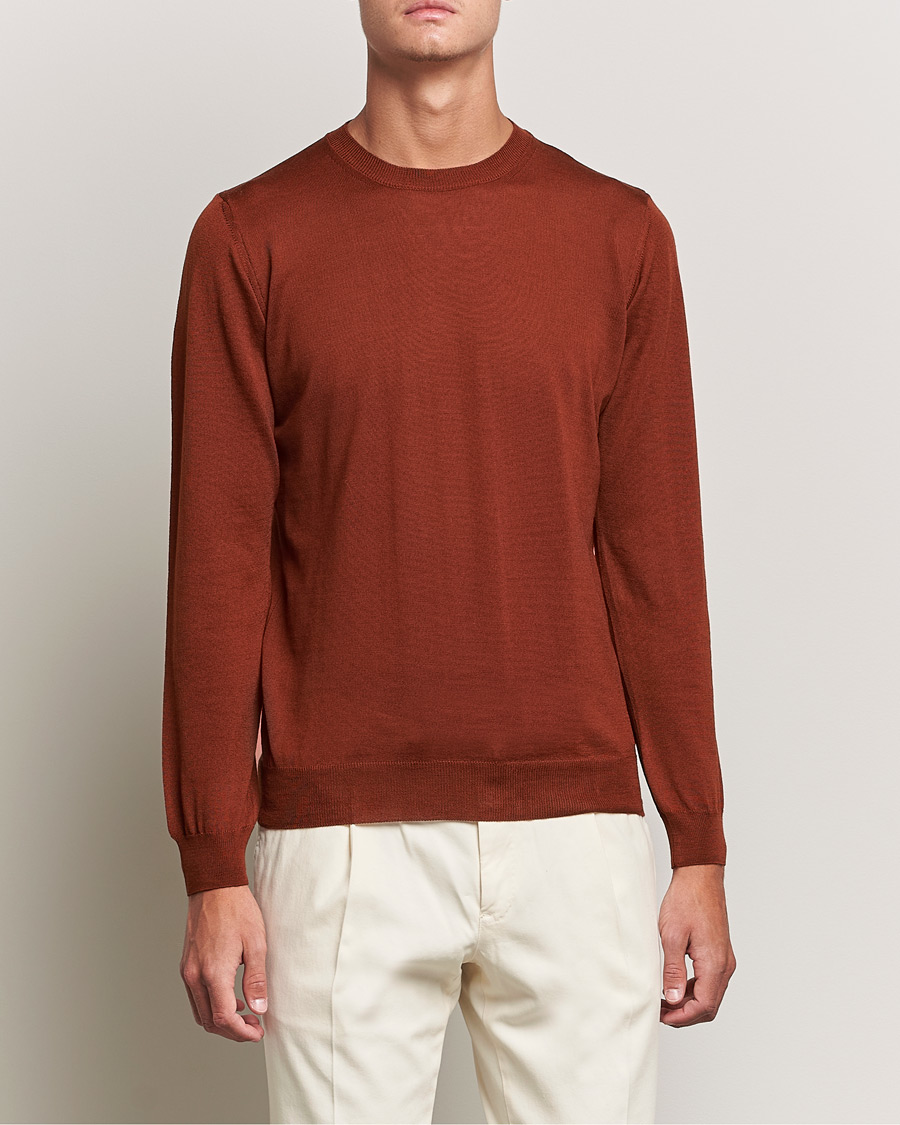 Mies | Puserot | Oscar Jacobson | Custer Extra Fine Merino Crew Neck Rust