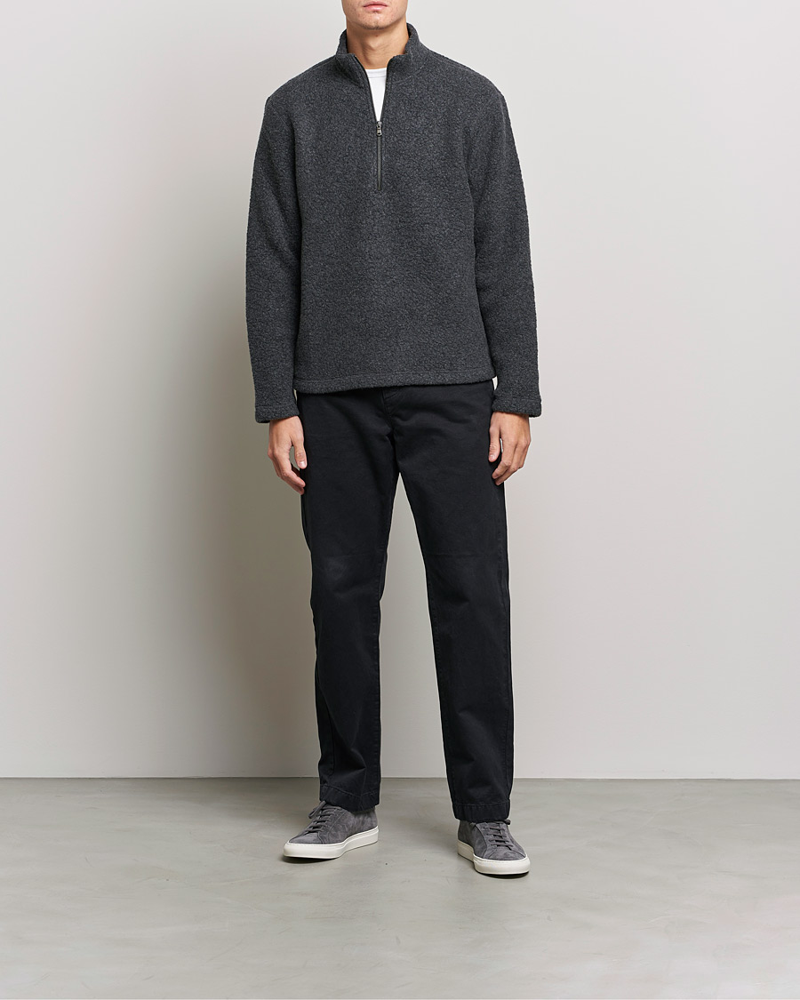 Mies | Puserot | Sunspel | Eco Wool Half Zip Fleece Charcoal Melange