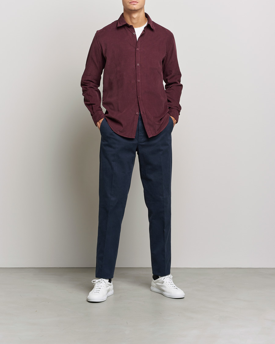 Mies | Kauluspaidat | Sunspel | Cotton Baby Cord Shirt Port