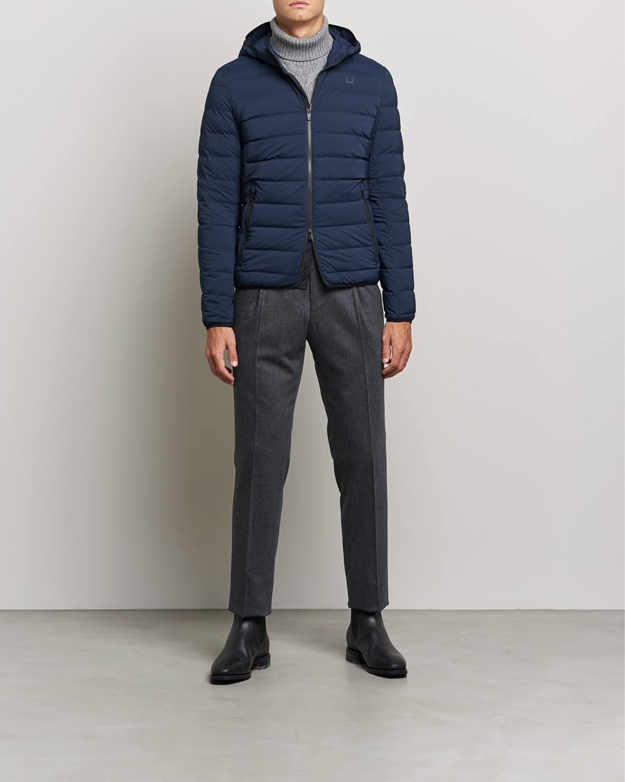 Mies | Business & Beyond | UBR | Sonic Delta Hooded Jacket Navy