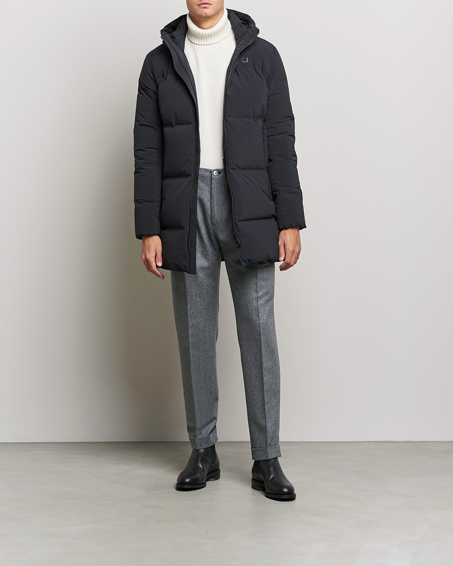 Mies | Takit | UBR | Titan Lightweight Parka Black